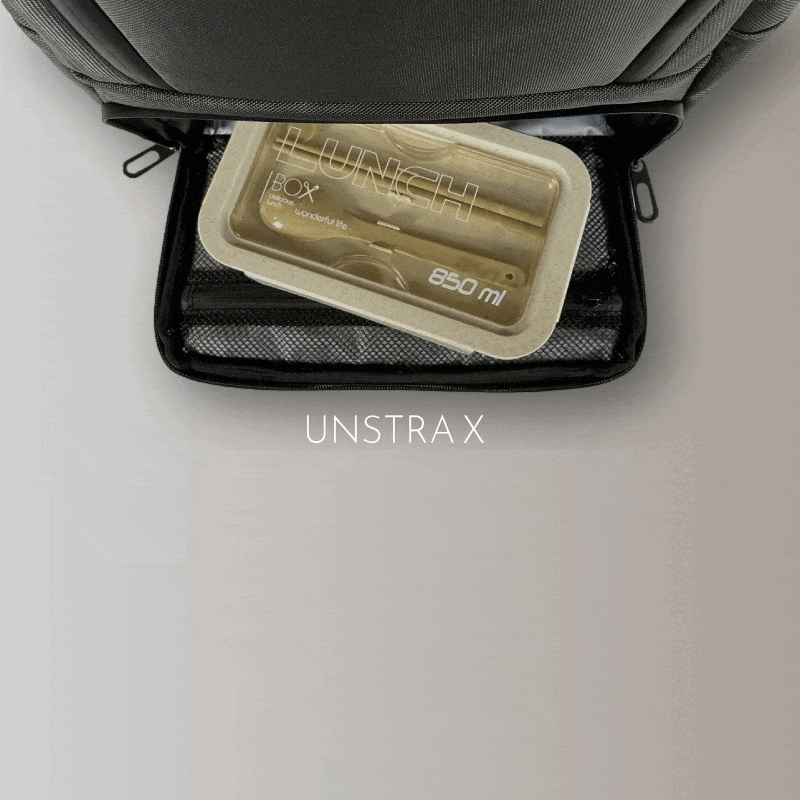 UNSTRA X│25のポケットと4層収納で保冷保温スペース付き！2階